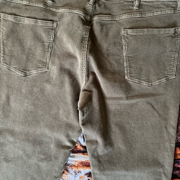 Jos. A. Bank Corduroys Tan Beige pants 👖 - Picture 6 of 10